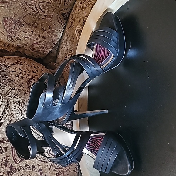 Vince Camuto Leather Strap Heels - Picture 3 of 16